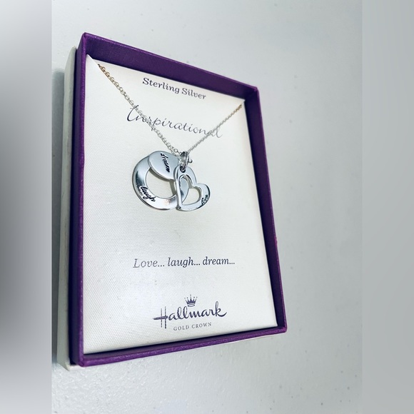 925 Hallmark heart necklace - Picture 5 of 13
